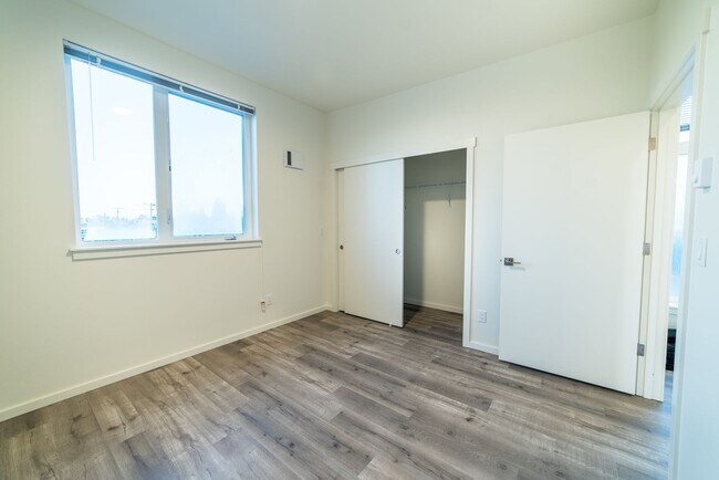Interior Photo - Ship Street