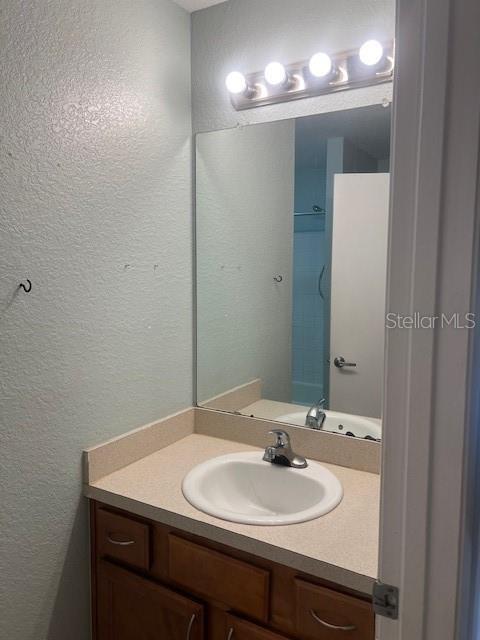 Building Photo - 7757 Sugar Bend Dr