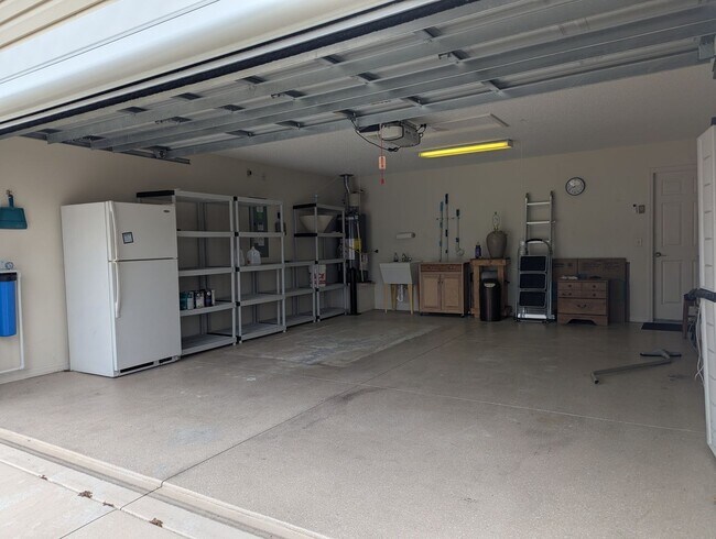 Building Photo - Nice furnished or unfurnished home located in the Village of Mallory in The Villages,