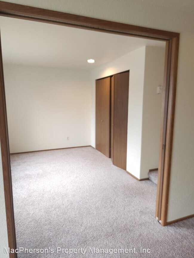 Building Photo - 2 br, 1 bath House - 9484 Redmond-Woodinvi...