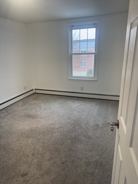 Building Photo - 22 Saint Joseph St