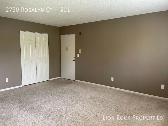 Building Photo - Cozy Two-Bedroom Condo in New Hope for $13...