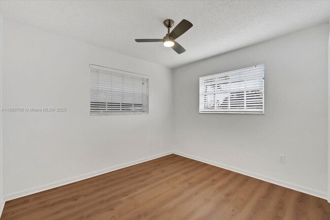 Building Photo - 4090 SW 69th Ave
