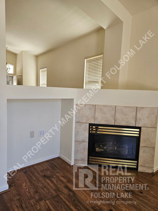 Building Photo - COMING SOON!!!  4bd 2ba home in Folsom