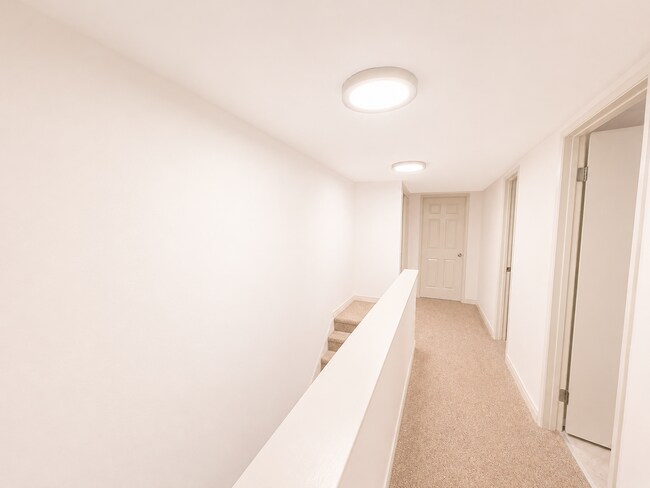 Building Photo - 6821 Alvarado Rd