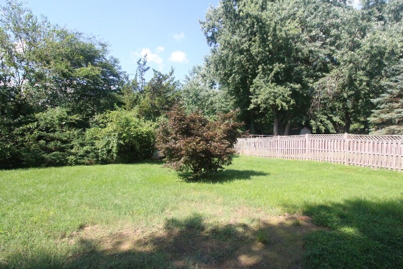 Building Photo - 17 Beauvoir Ct