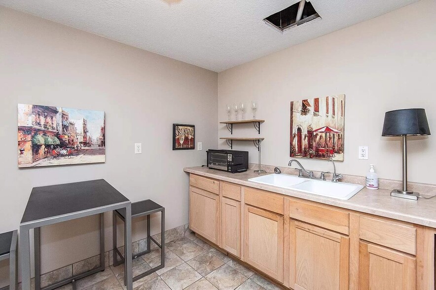 Community Room - 207 5th Ave SW #308