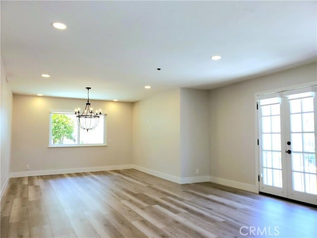 Building Photo - 219 W Escalones