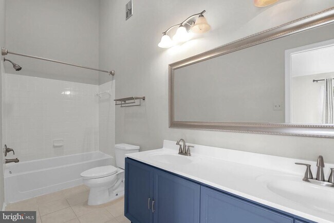 Building Photo - 5824 Wye Oak Commons Ct