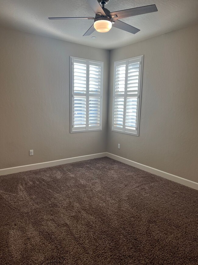 Building Photo - Charming 3 bedroom 2 bathroom with an office, located in Quail Run