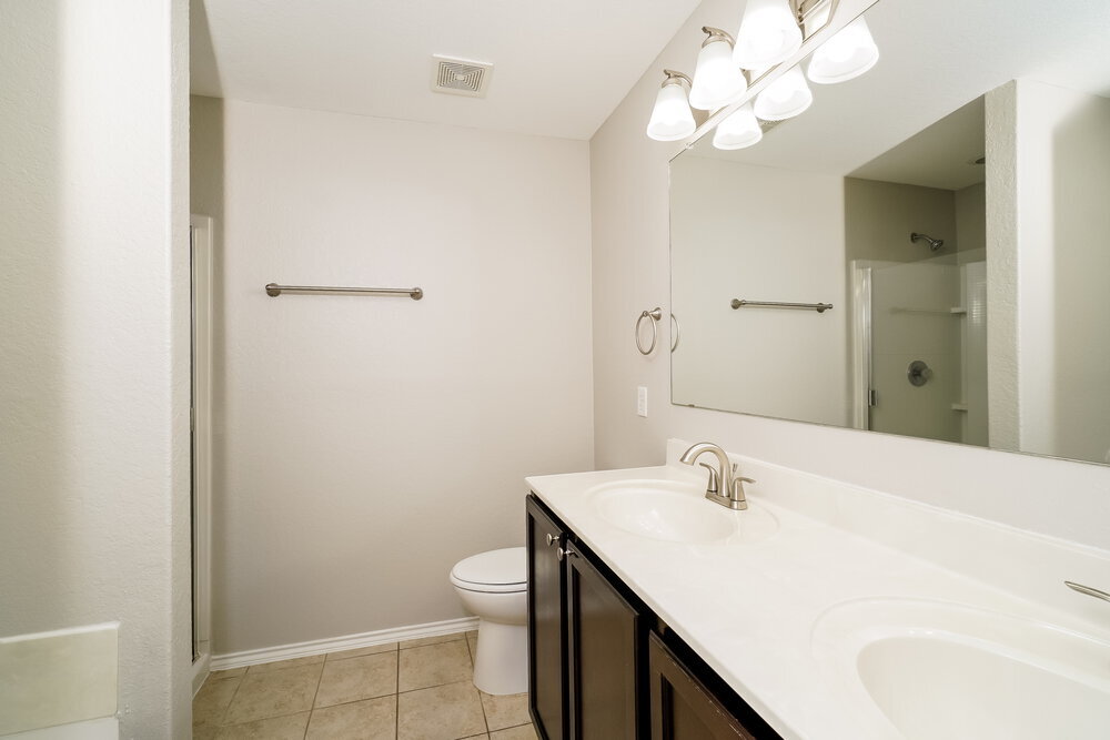 Building Photo - 818 Cowhide Dr