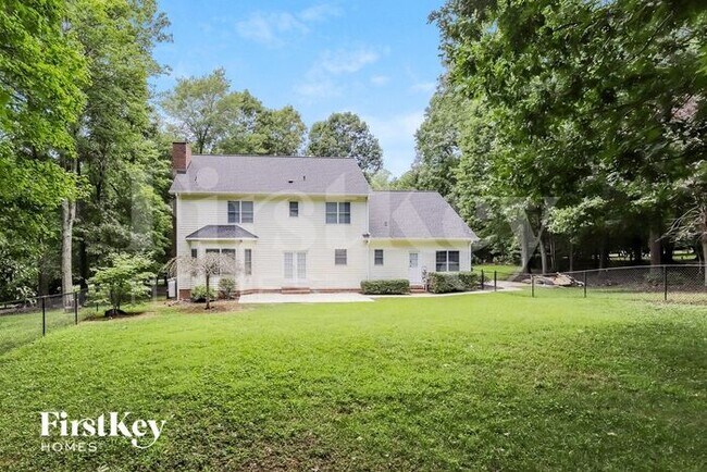 Building Photo - 7504 Henfree Dr