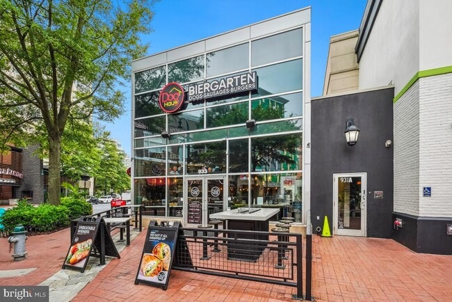 Building Photo - 7607 Eastern Ave NW