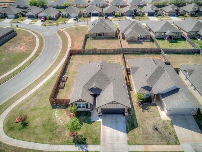 Building Photo - 9209 Anaum Ln