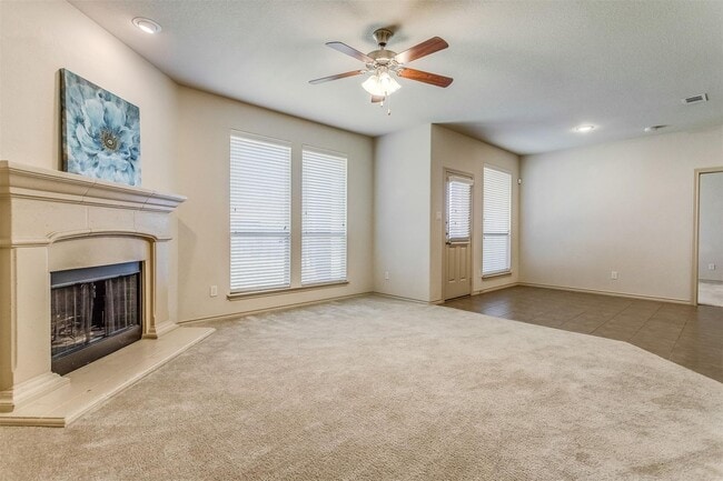 Building Photo - Great 3 Bdrm 2 Bath Home w Study in Argyle Tx
