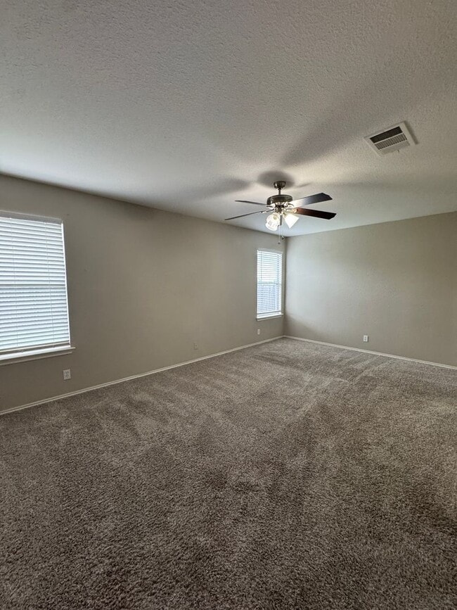 Building Photo - Modern Living Minutes from Everything Kyle...