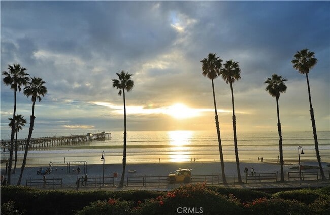 Building Photo - 256 Avenida Madrid