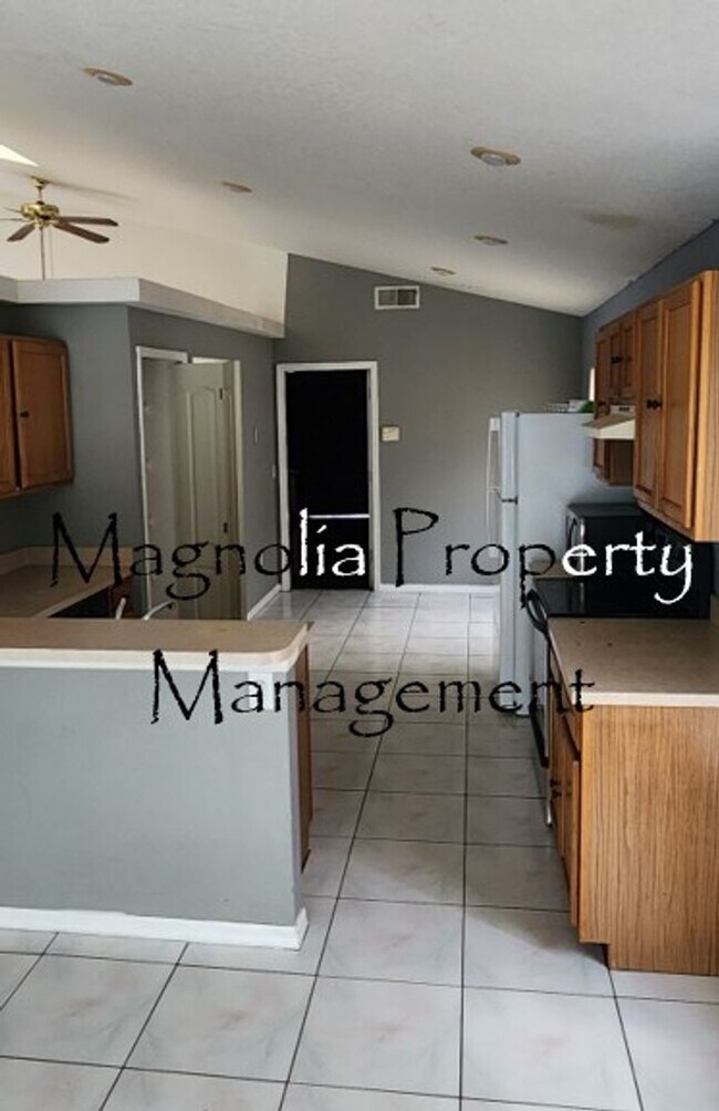 Building Photo - Cobblefield/ Apopka/Sheeler Road Area