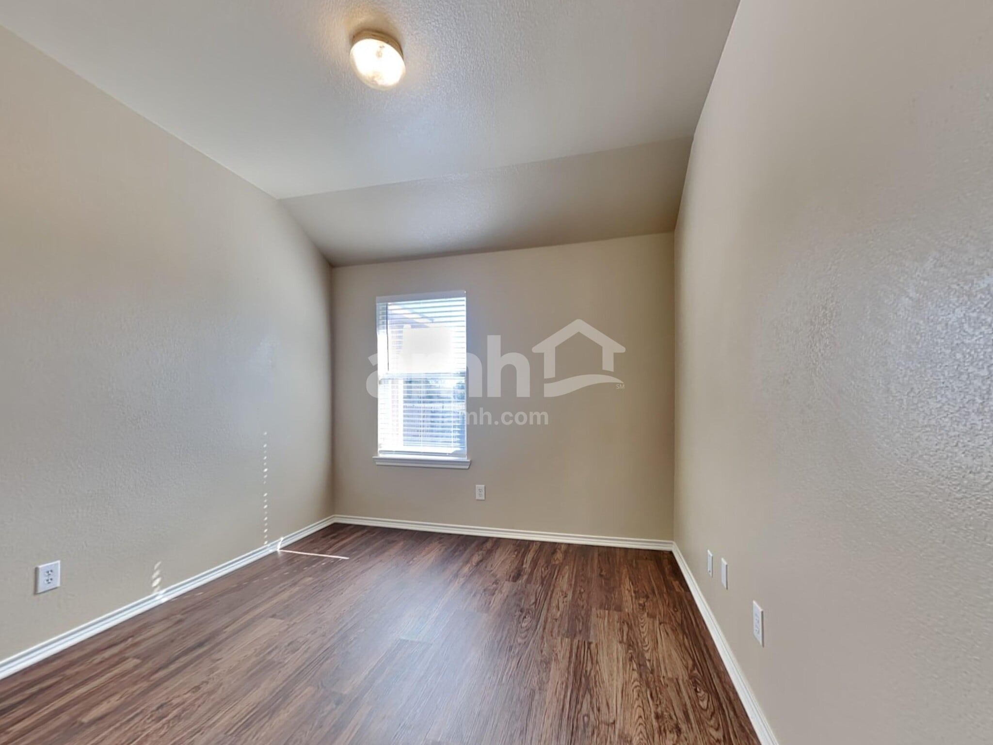 Building Photo - 2703 Pleasant Hill Rd