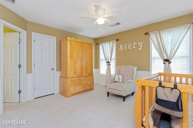 Building Photo - 4 br, 2 bath House - 554 Vintage Pointe Run