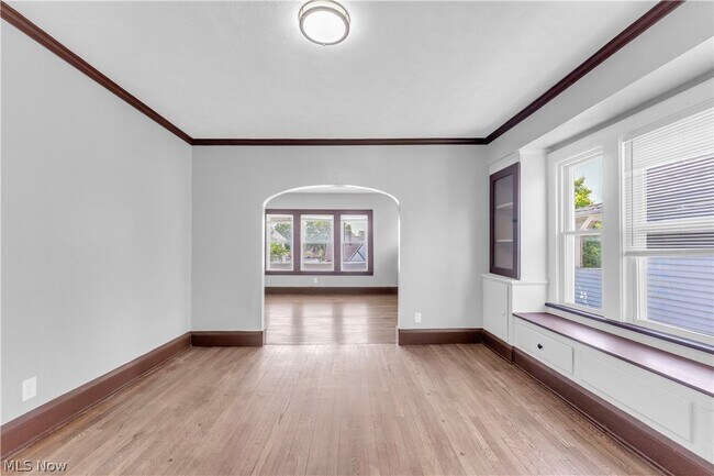 Building Photo - 4700 Rockwood Rd