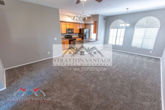 Building Photo - 900 S 94th St