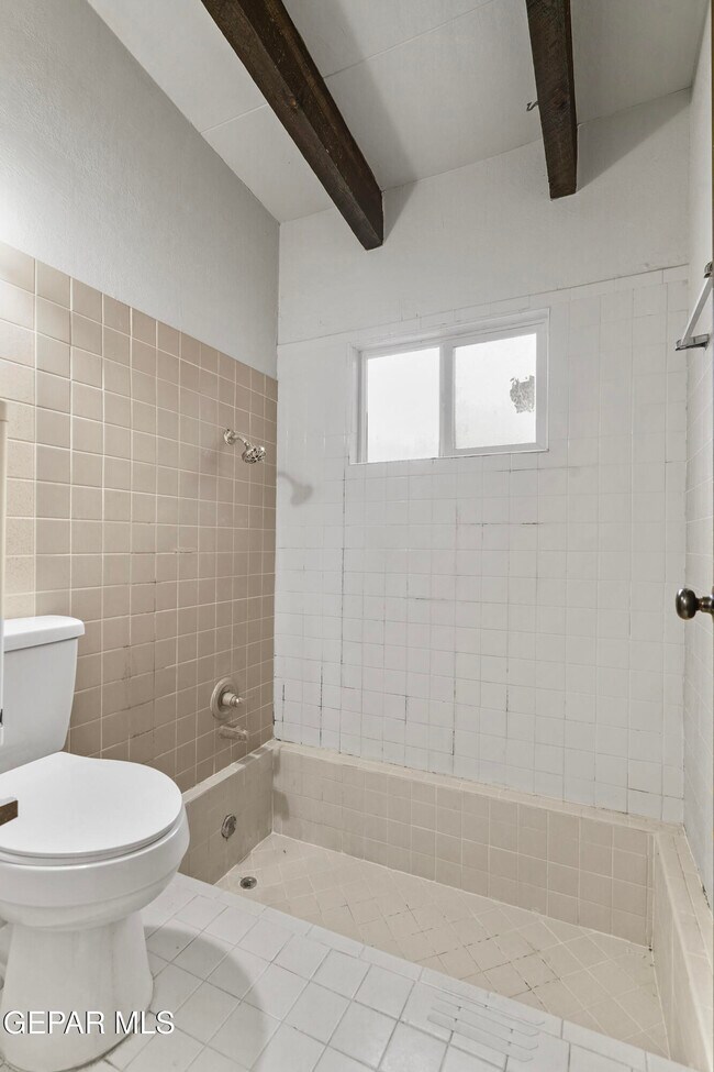 Building Photo - 8201 Big Bend Dr