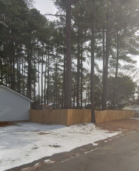 Building Photo - 9400 Gooden Dr