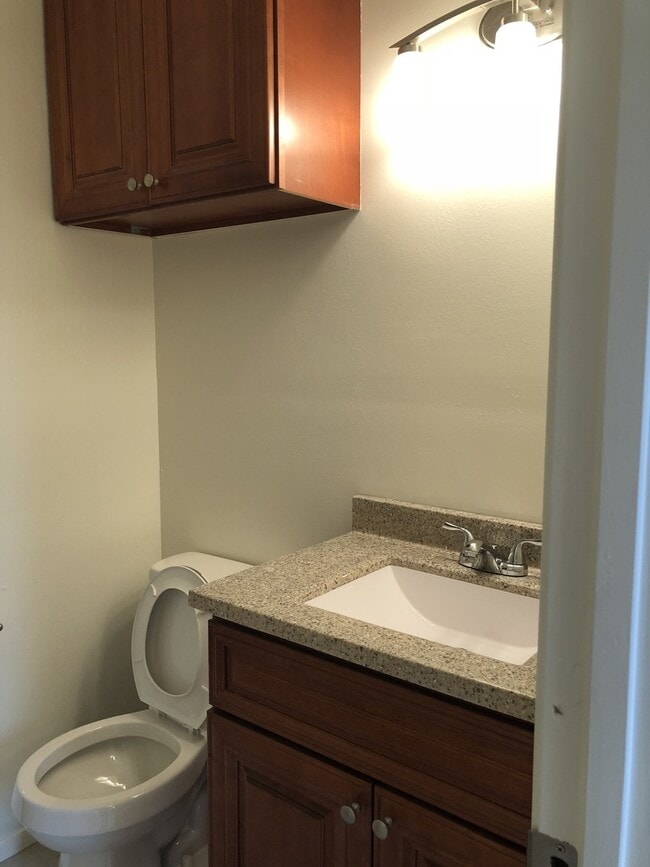 Building Photo - 2422PR