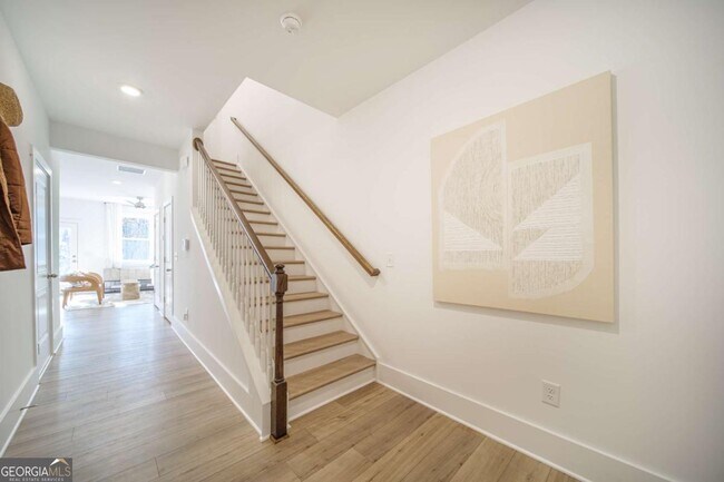 Building Photo - 1507 Albert Ln NW