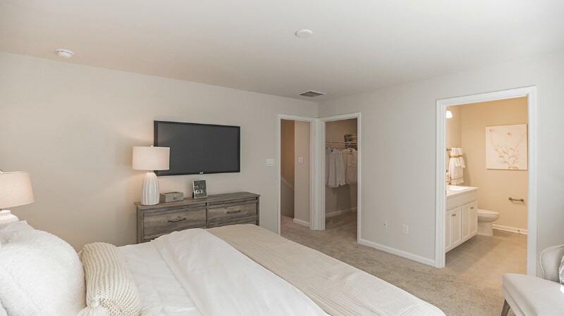 Building Photo - 527 N Palace Dr