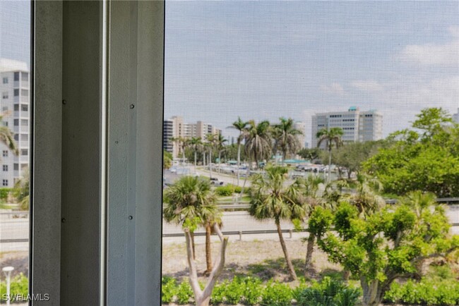 Building Photo - 11118 Gulf Shore Dr