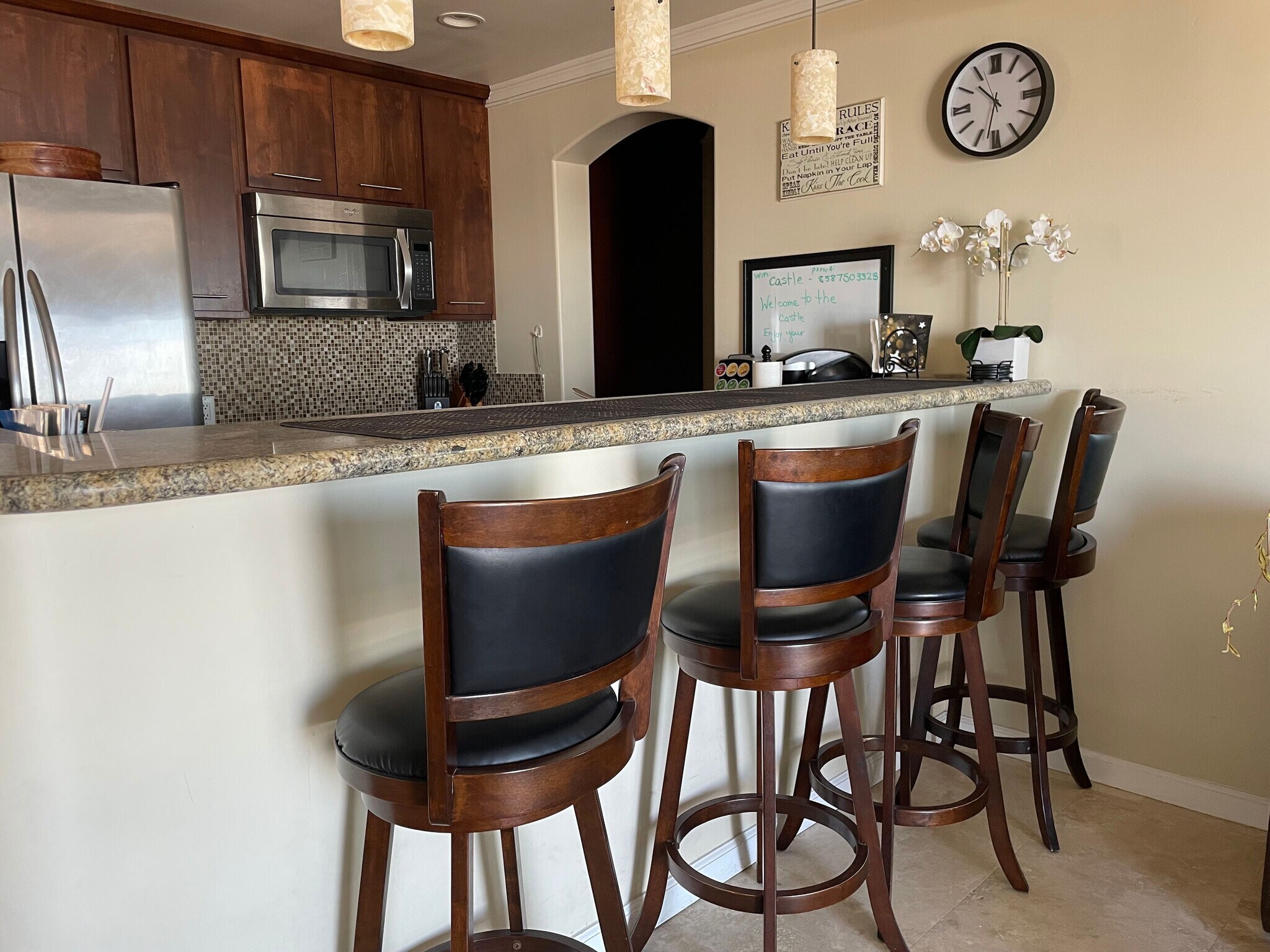 Kitchen - 704 Ventura Pl