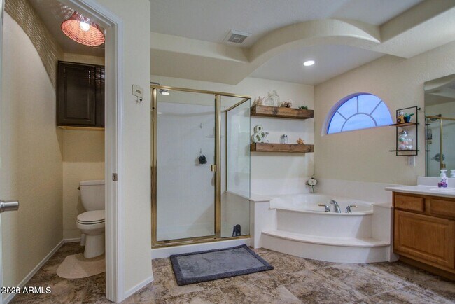 Building Photo - 3904 E Leah Ct