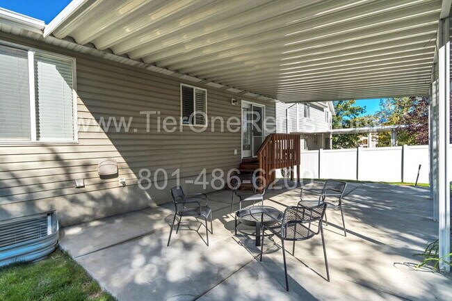 Building Photo - This property offers a NO DEPOSIT option available wit Obligo!