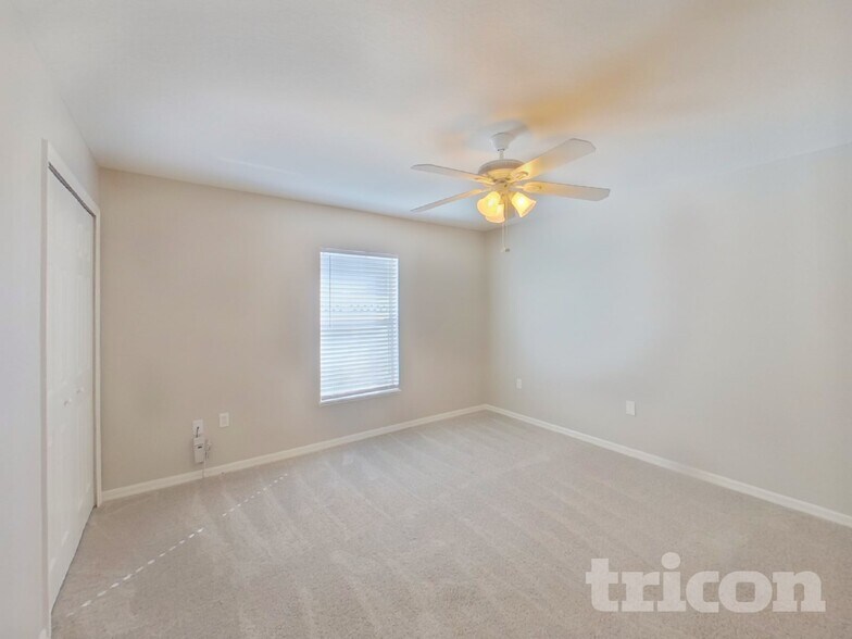 Building Photo - 1304 Alhambra Crest Dr