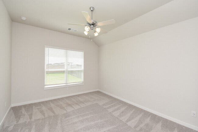 Building Photo - 3024 Myrtle Sunset Dr