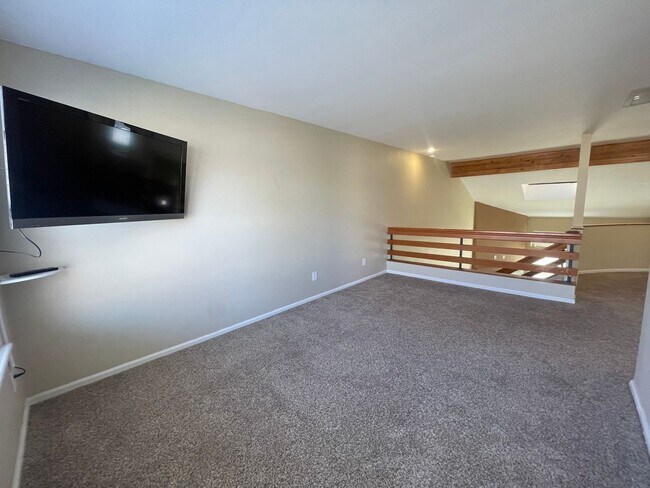 Building Photo - $0 DEPOSIT OPTION. LUXURIOUS 3BED/3.5 BATH TOWNHOME IN LONE TREE NEAR PARK MEADOWS