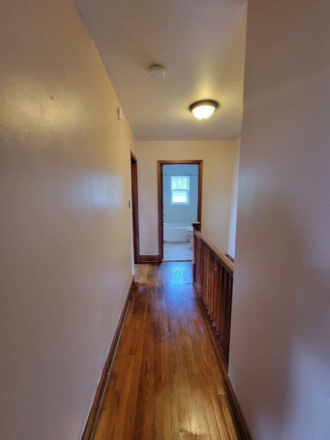 Building Photo - 471-475 Heintzelman Avenue