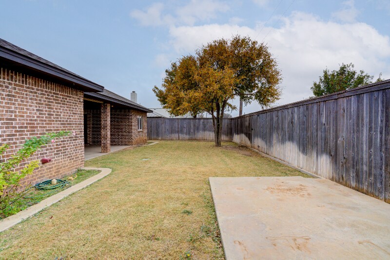 Building Photo - 803 Avenue S