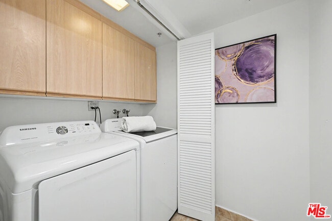 Building Photo - 8559 Alcott St
