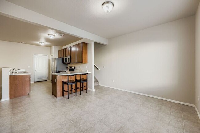 Building Photo - 7575 Forest Meadows Ave