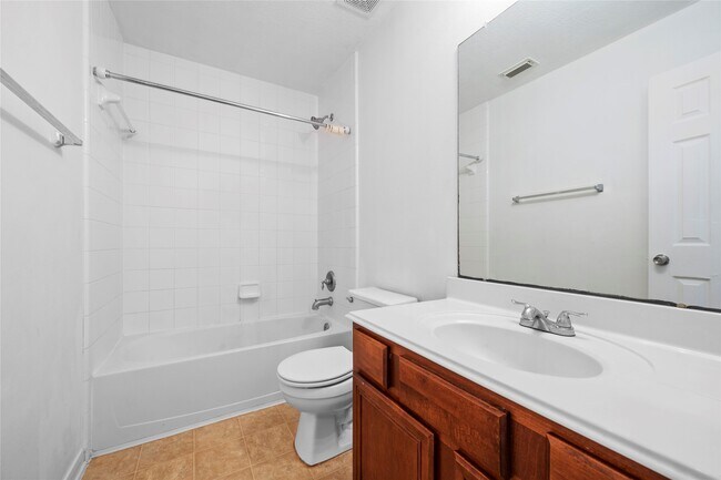 Building Photo - 25211 Bluma Ranch Dr