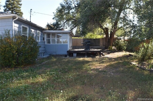 Building Photo - 1134 N Foote Ave