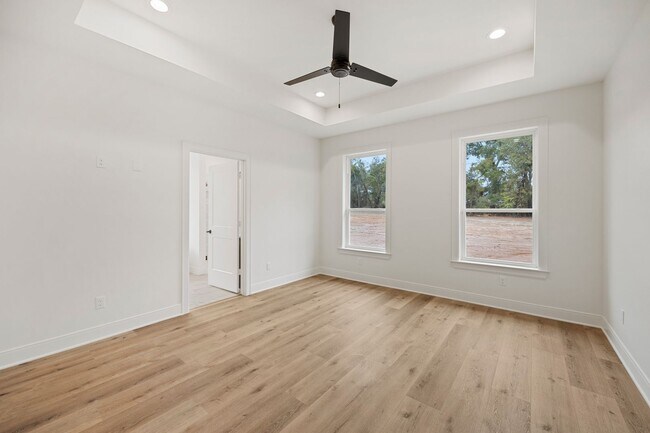 Building Photo - 4 bedroom in Flint! Only 2 years old!