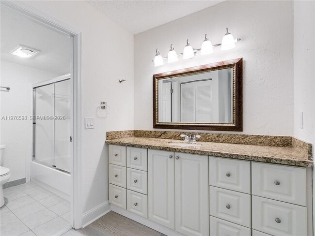 Building Photo - 21559 Cypress Hammock Dr