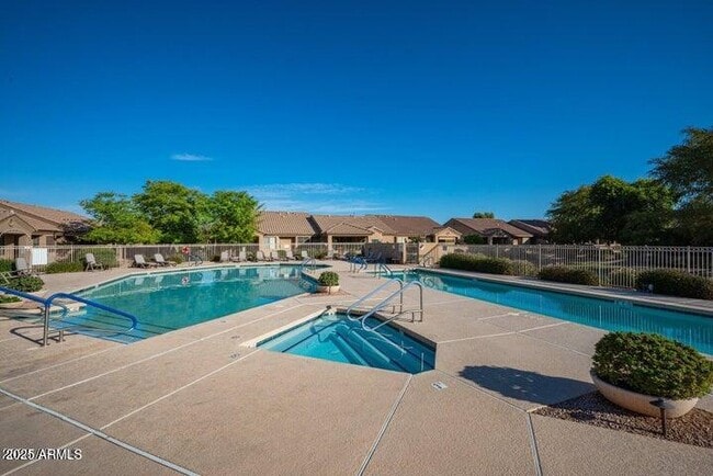 Building Photo - 4202 E Broadway Rd