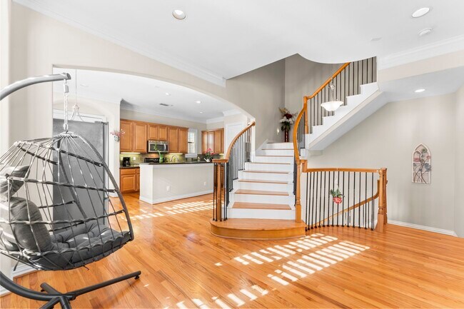 Primary Photo - 9910 Orchard Ct