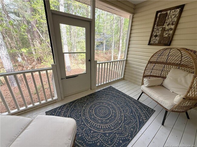 Building Photo - 1605 N Stonegate Dr