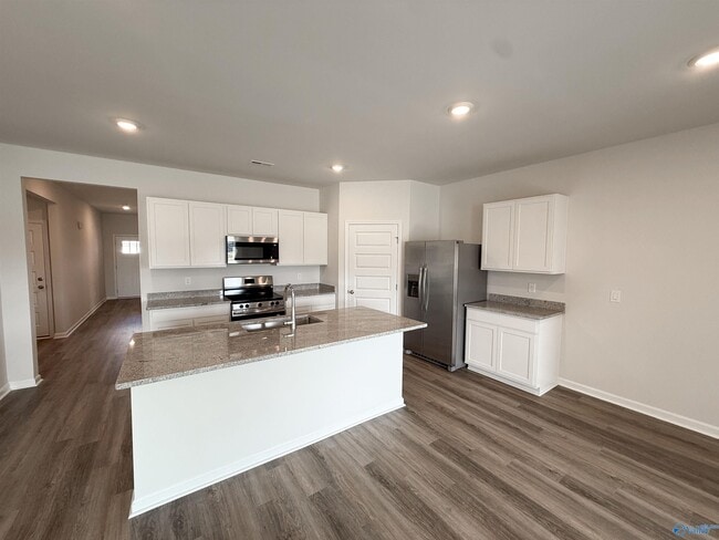 Building Photo - 124 Betty Williams Dr